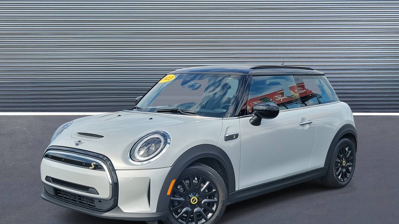 2023 MINI Electric Hardtop Cooper SE — Hatchback — 7,761 mi — St. Petersburg, FL