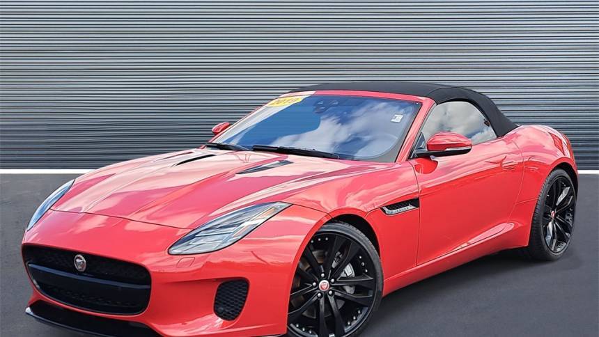 2019 Jaguar F-TYPE P300