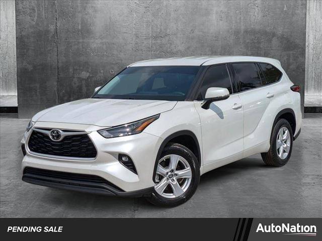 2022 Toyota Highlander LE — SUV — 32,046 mi — Tampa, FL