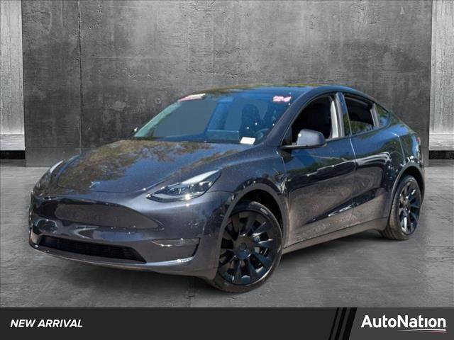 2024 Tesla Model Y Long Range — SUV — 17,429 mi — Tampa, FL