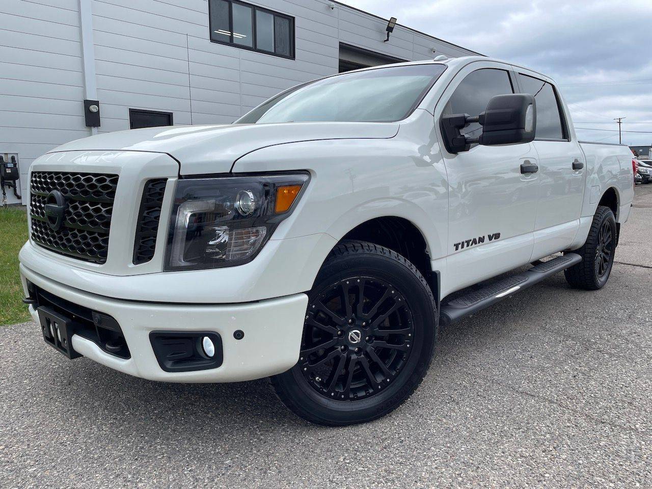 2018 Nissan Titan SV — Pickup Truck — 150,724 mi — Oak Park, MI