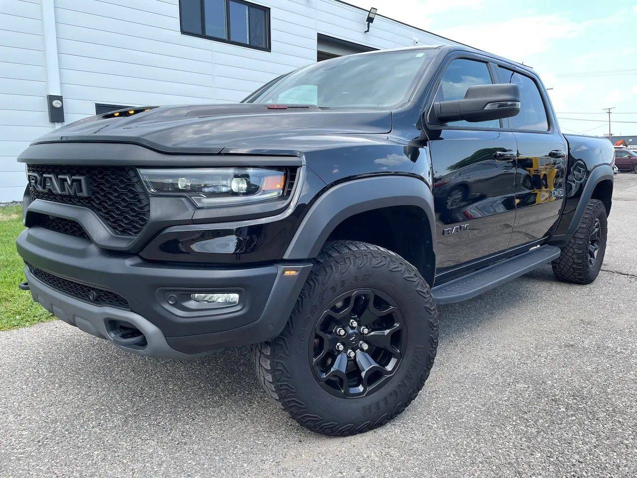 2023 Ram 1500 TRX — Pickup Truck — 38,400 mi — Oak Park, MI