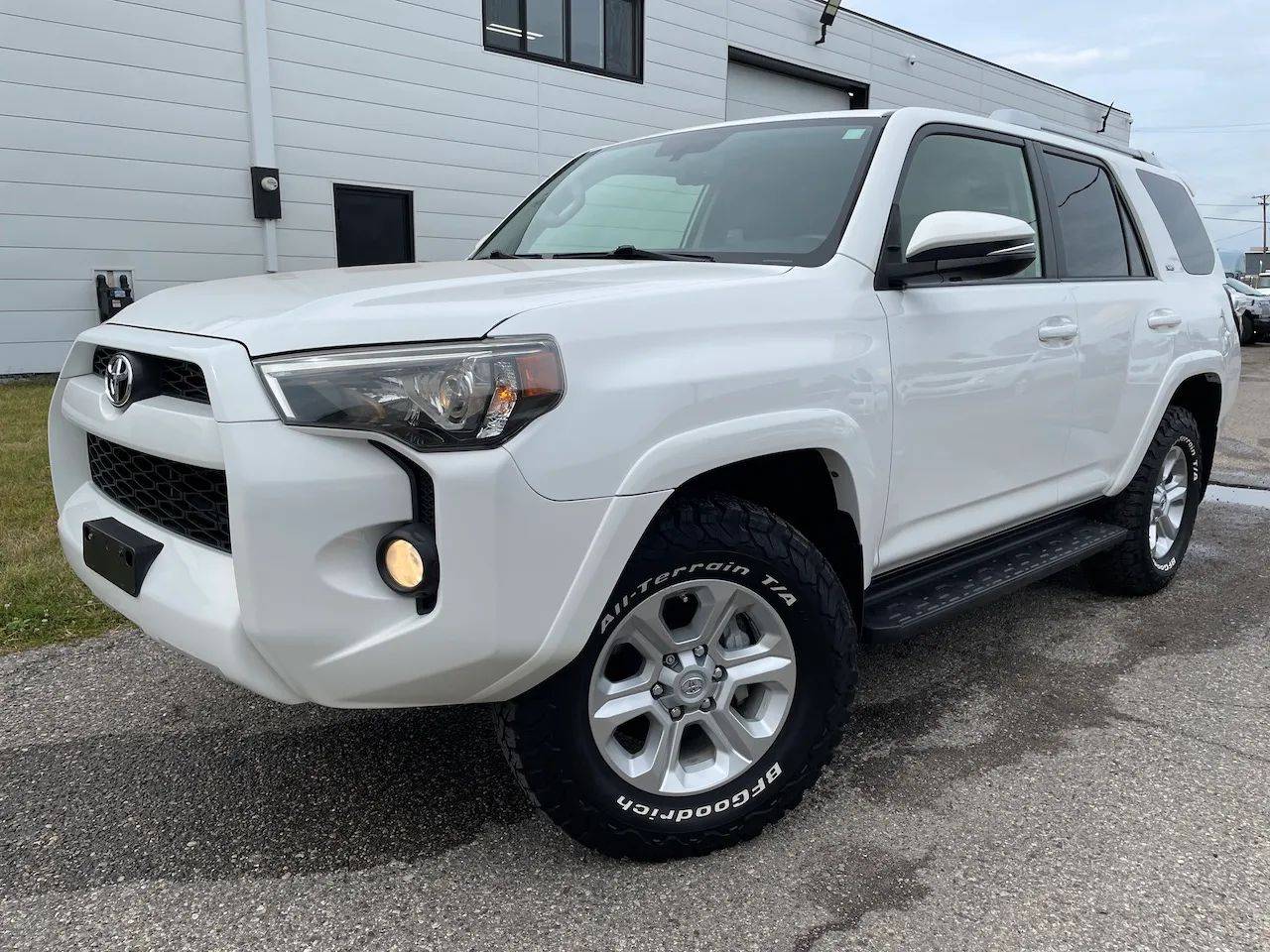 2014 Toyota 4Runner SR5 — SUV — 140,742 mi — Oak Park, MI