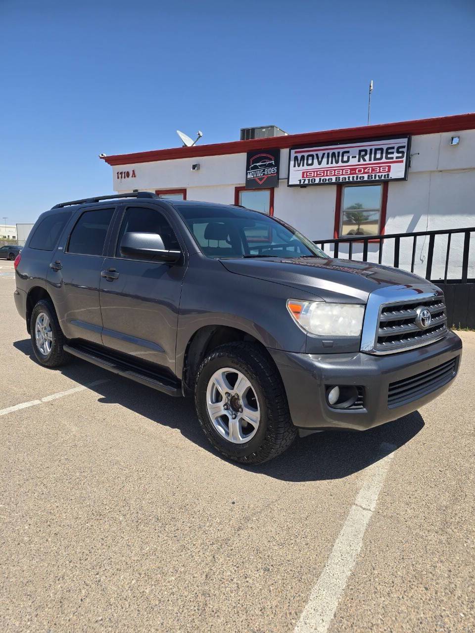 2017 Toyota Sequoia SR5 — SUV — 139,711 mi — El Paso, TX