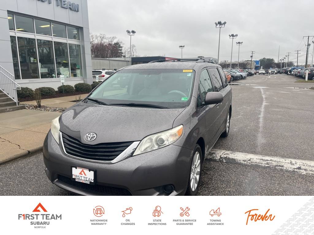 2014 Toyota Sienna LE — Minivan — 175,367 mi — Norfolk, VA