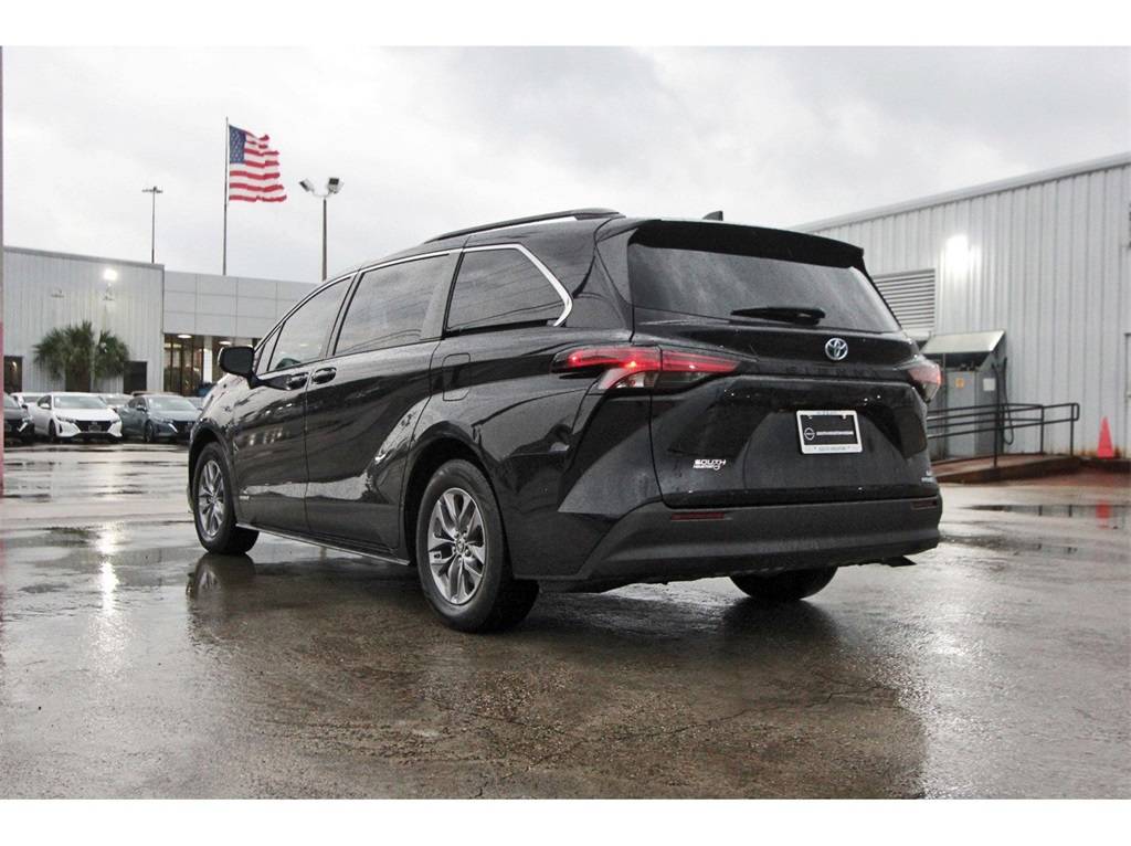 Thumbnail 3