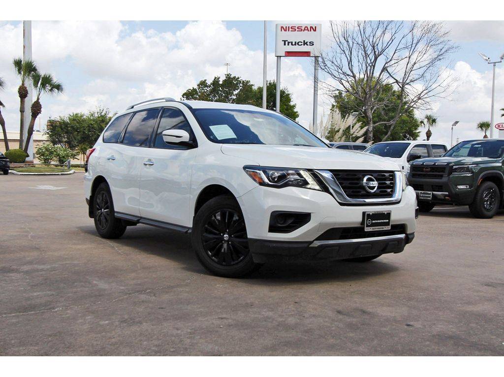 2020 Nissan Pathfinder S