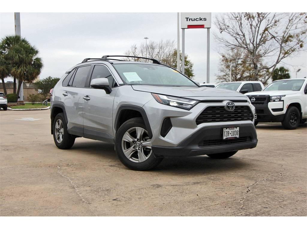 2024 Toyota RAV4 XLE — SUV — 8,245 mi — Houston, TX