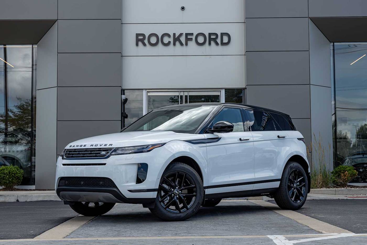 2026 Land Rover Range Rover Evoque P250 S