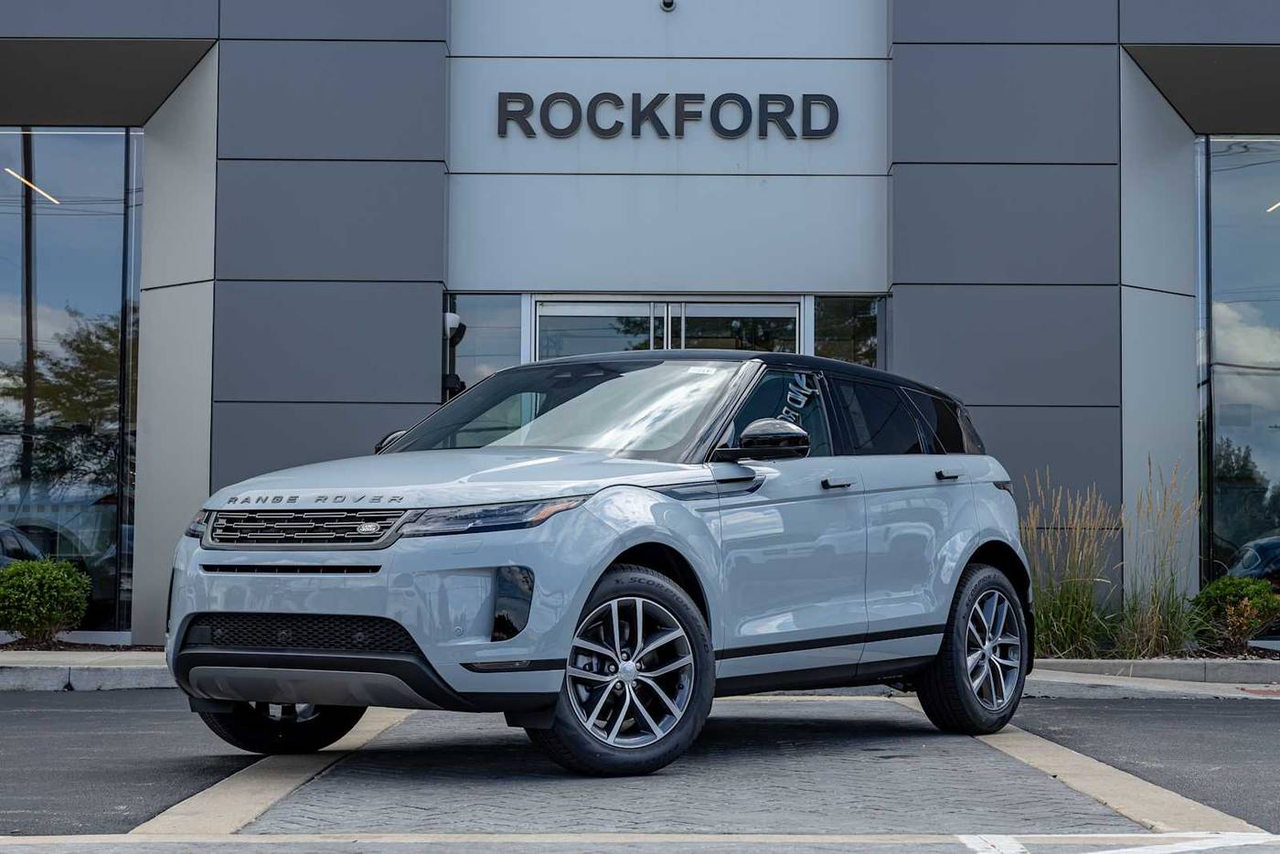 2026 Land Rover Range Rover Evoque P250 S
