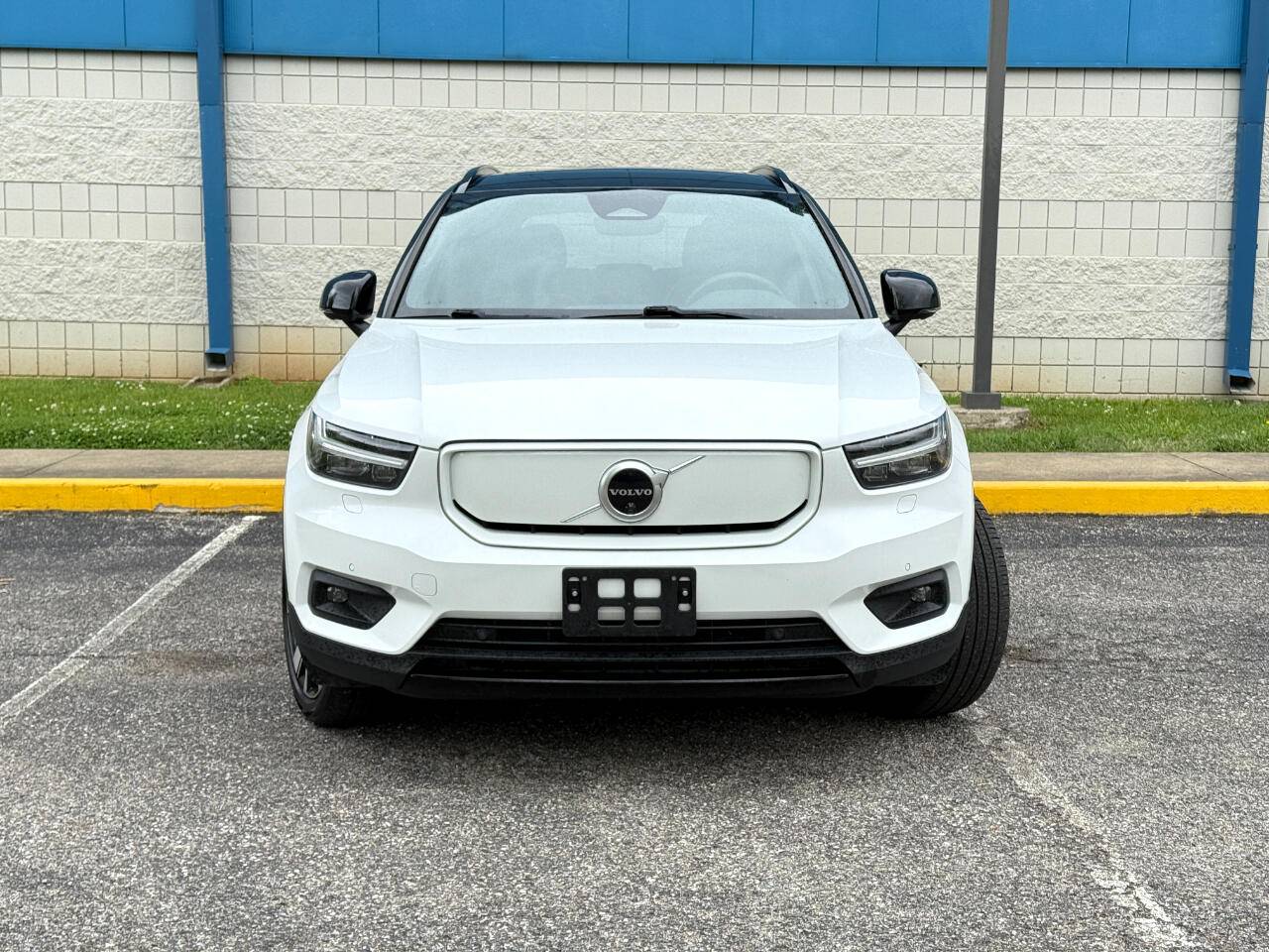 2021 Volvo XC40 Recharge Standard — SUV — 49,876 mi — Louisville, KY