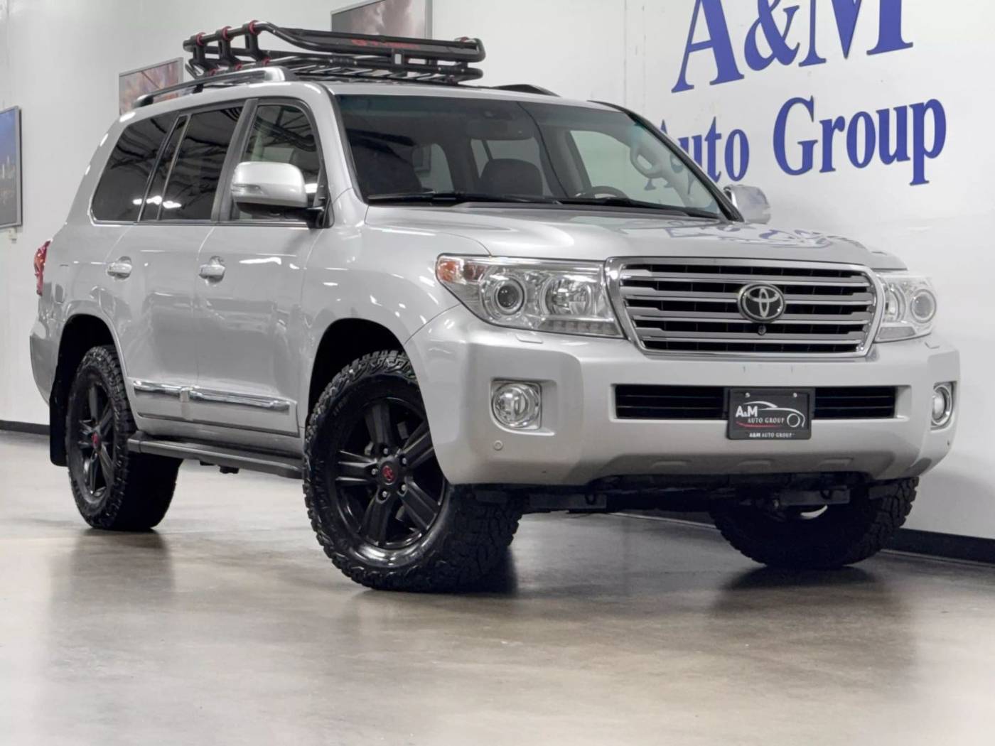 2015 Toyota Land Cruiser Base — SUV — 282,045 mi — Portland, OR