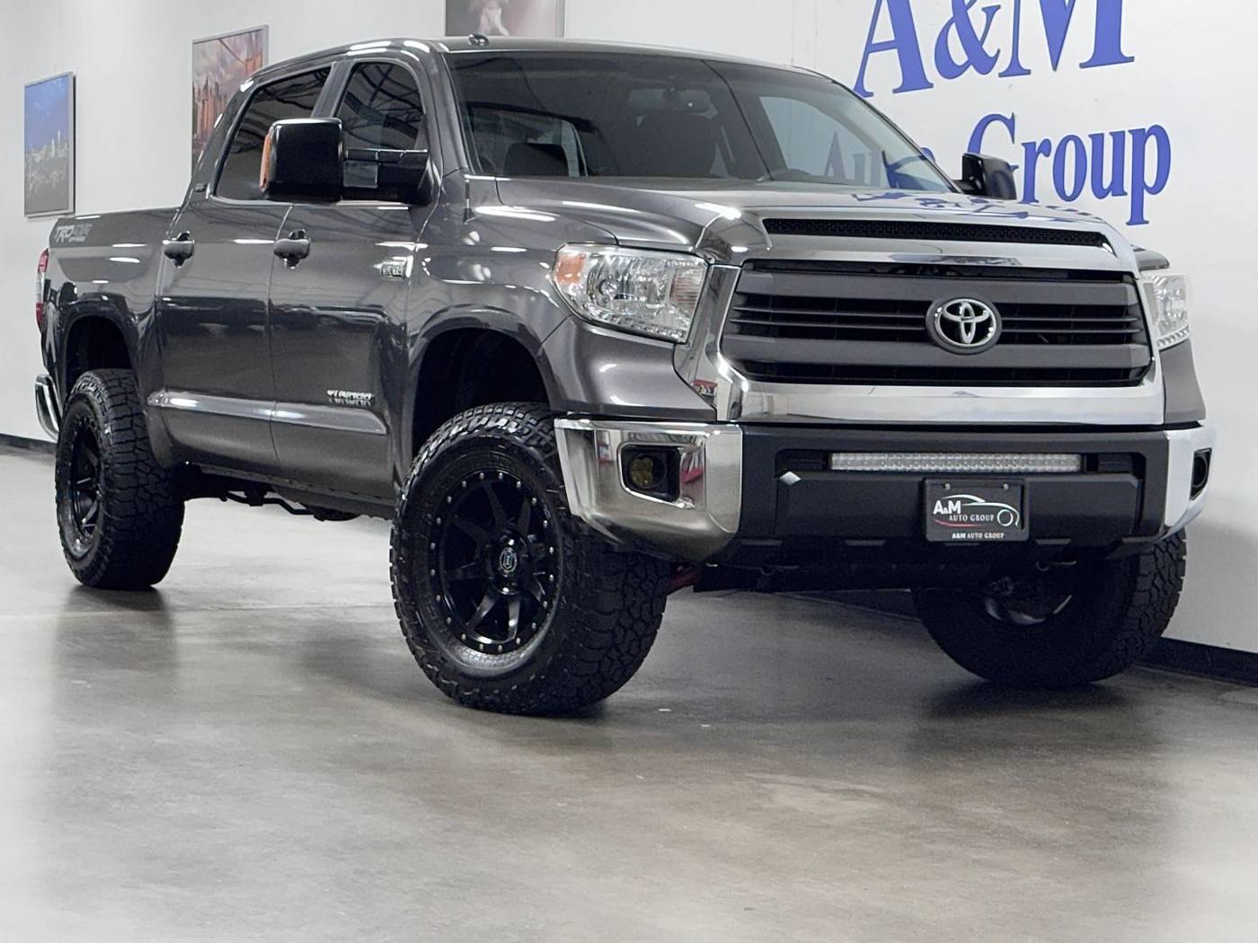 2015 Toyota Tundra SR5