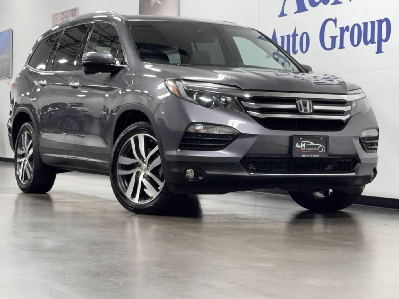 2017 Honda Pilot Touring — SUV — 80,356 mi — Portland, OR