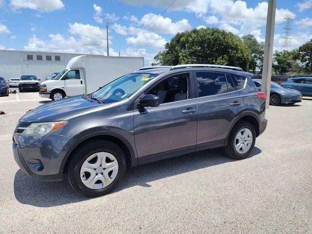 2015 Toyota RAV4 LE — SUV — 76,390 mi — Tampa, FL