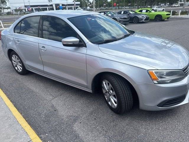 2014 Volkswagen Jetta 1.8T SE — Sedan — 98,318 mi — Tampa, FL