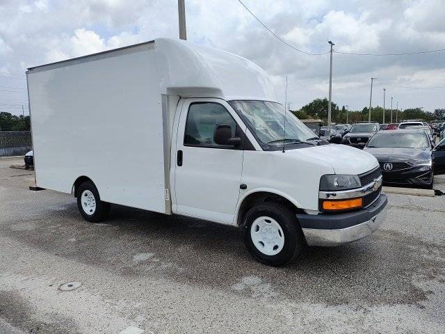 2019 Chevrolet Express Commercial Cutaway 3500 — Chassis Cab Truck — 27,563 mi — Tampa, FL
