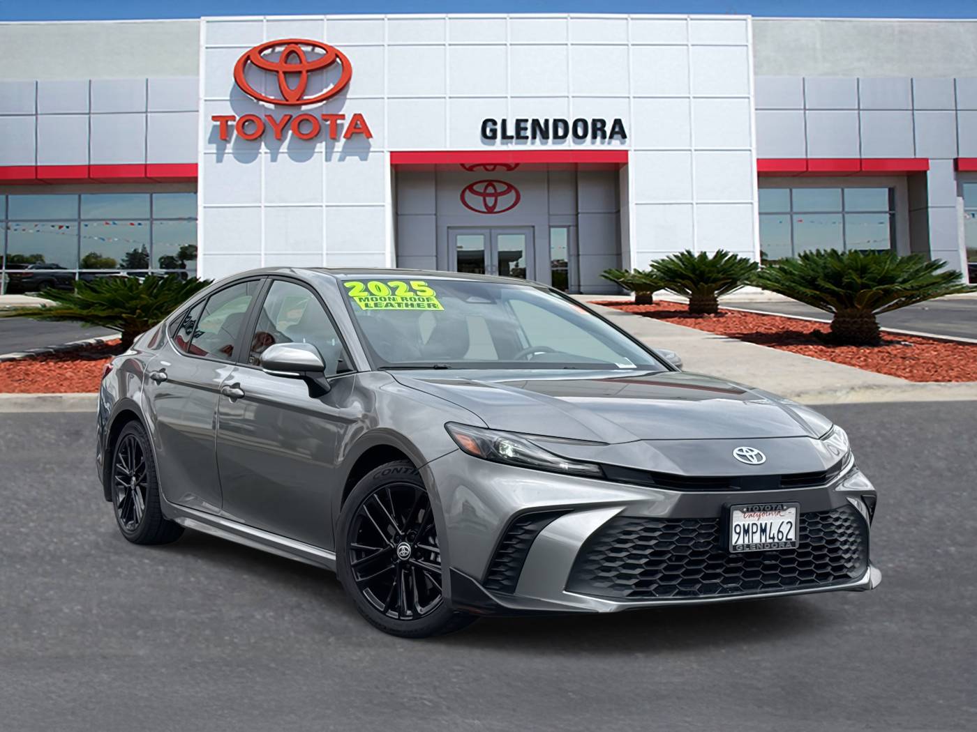 2025 Toyota Camry SE — Sedan — 28,736 mi — Glendora, CA
