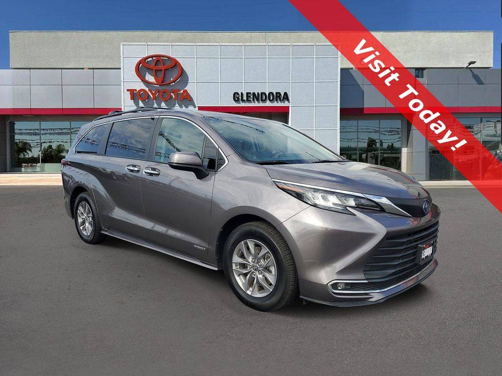2021 Toyota Sienna XLE — Minivan — 52,710 mi — Glendora, CA