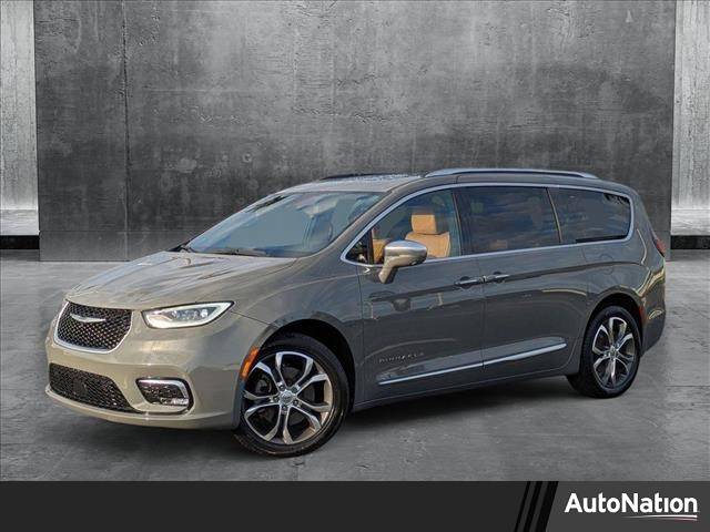 2022 Chrysler Pacifica Pinnacle — Minivan — 41,660 mi — Clearwater, FL