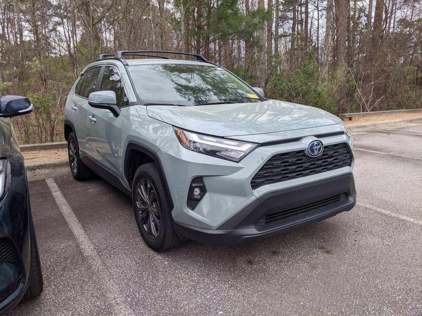 2022 Toyota RAV4 Hybrid XLE Premium — SUV — 31,769 mi — Apex, NC