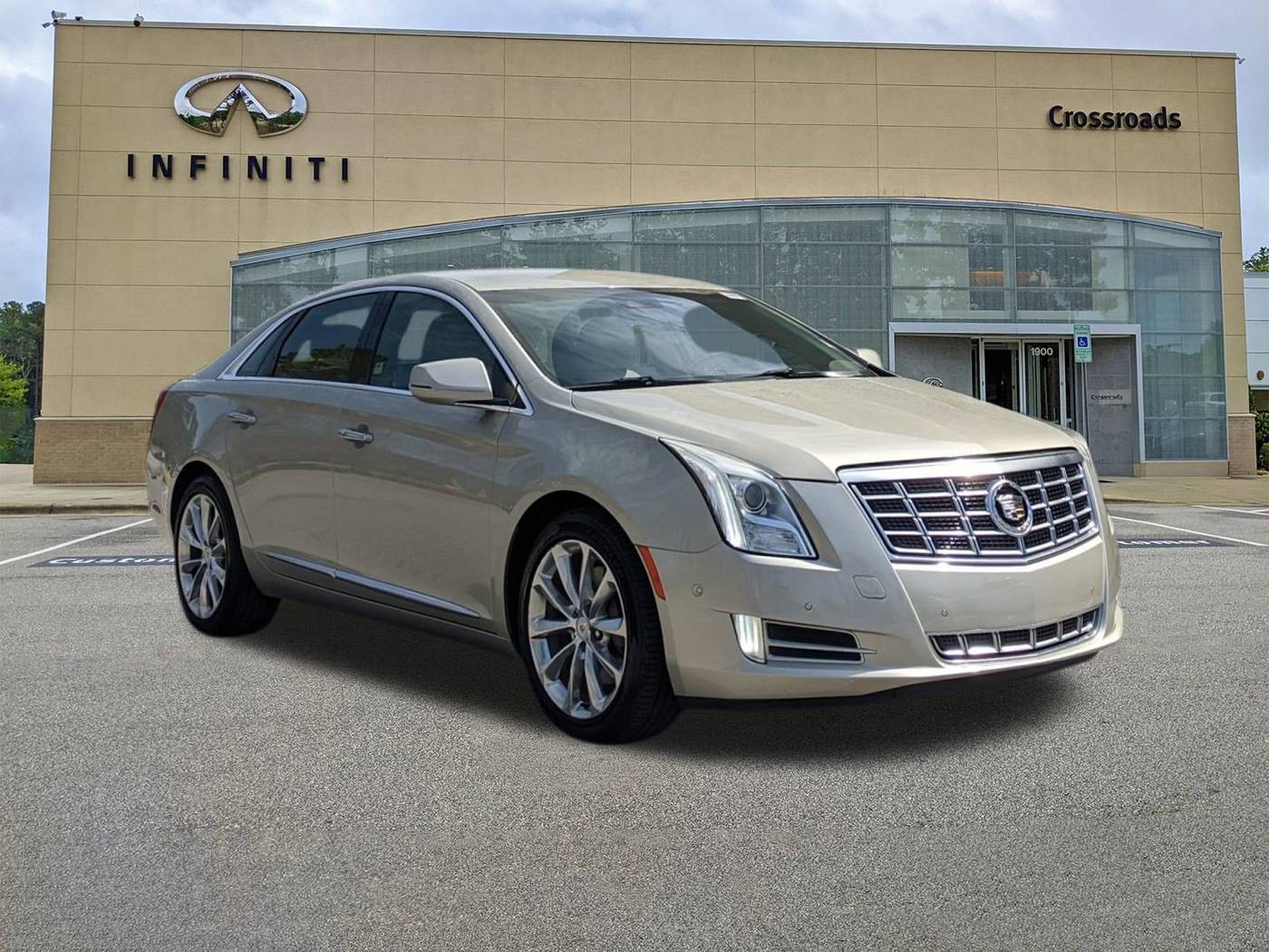2014 Cadillac XTS Luxury — Sedan — 101,839 mi — Apex, NC