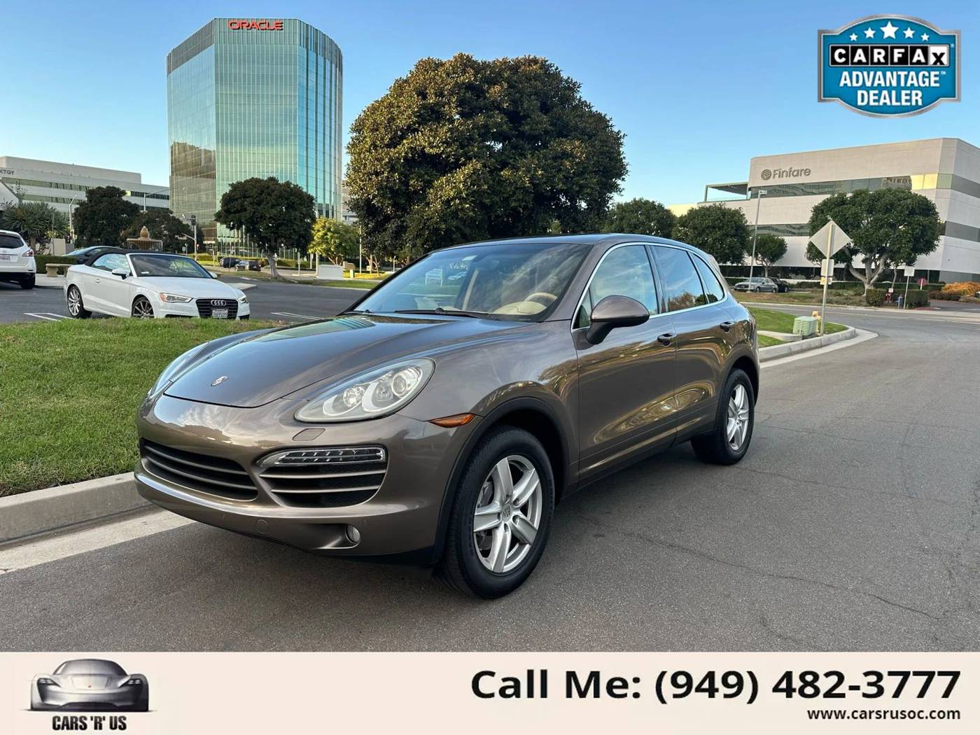 2014 Porsche Cayenne Standard