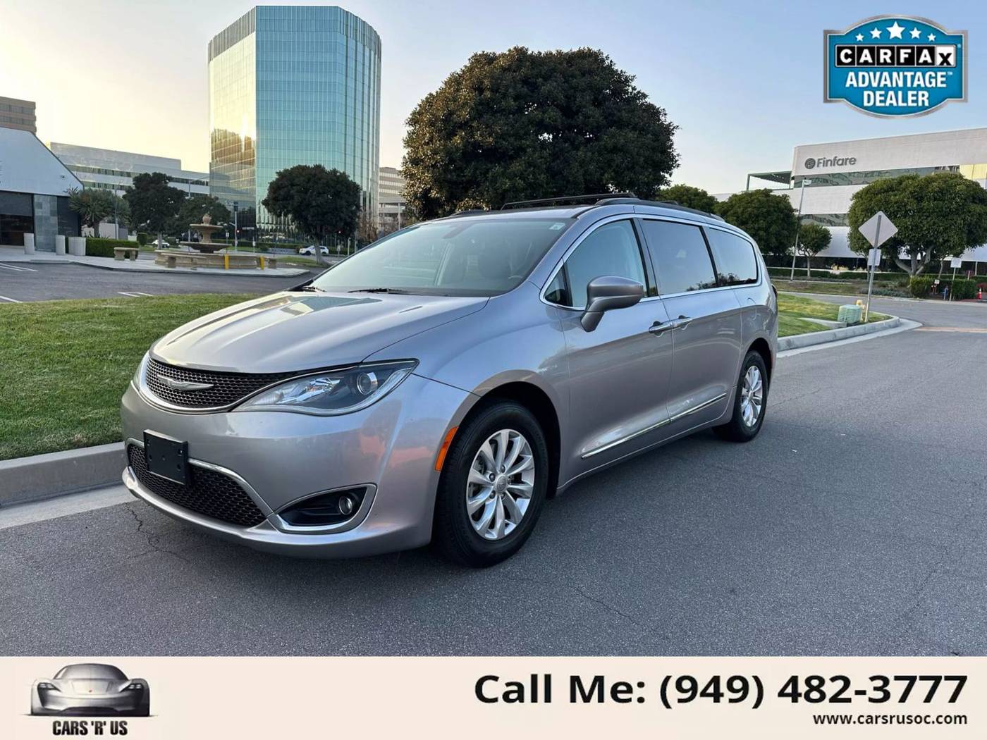 2017 Chrysler Pacifica Touring L — Minivan — 121,932 mi — Irvine, CA
