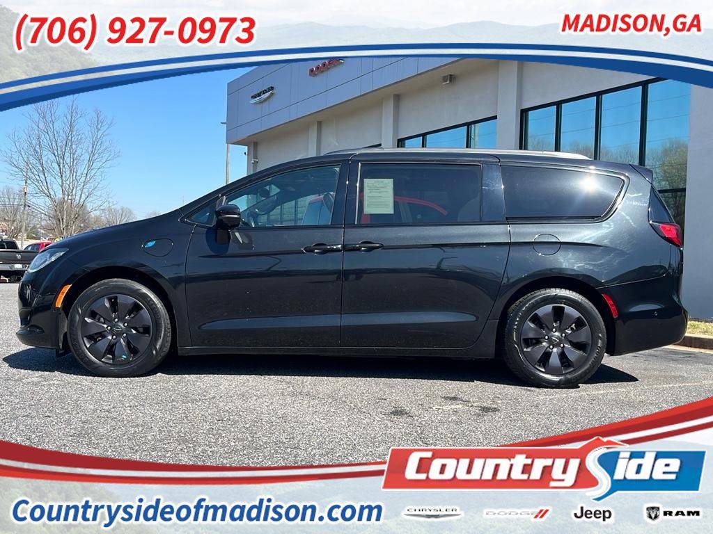 2020 Chrysler Pacifica Hybrid Limited — Minivan — 107,669 mi — Madison, GA
