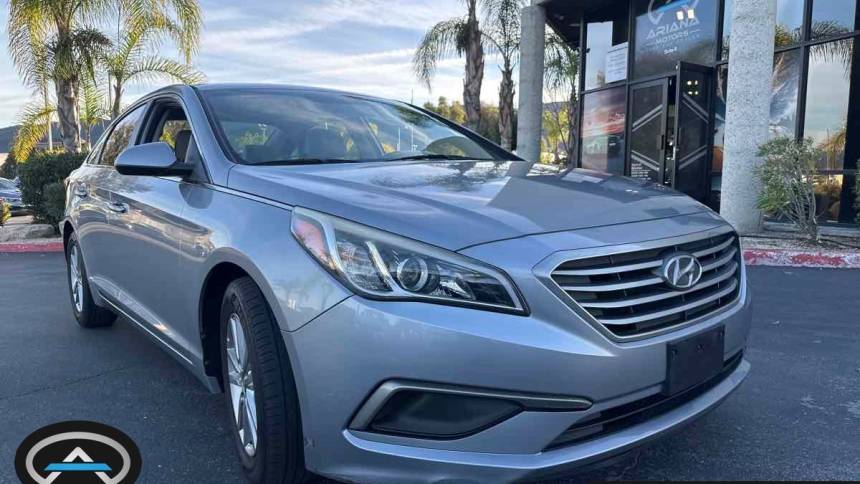 2016 Hyundai Sonata SE — Sedan — 36,132 mi — Temecula, CA