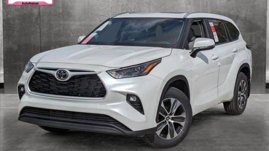 2024 Toyota Highlander XLE — SUV — 5,930 mi — Pinellas Park, FL