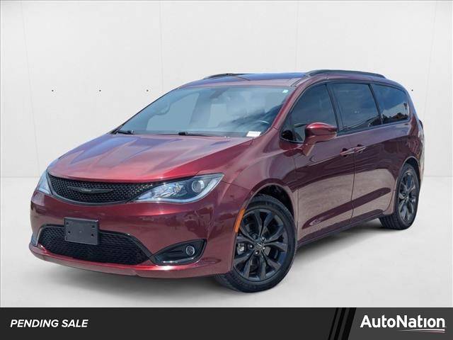 2018 Chrysler Pacifica Touring Plus — Minivan — 65,798 mi — Pinellas Park, FL