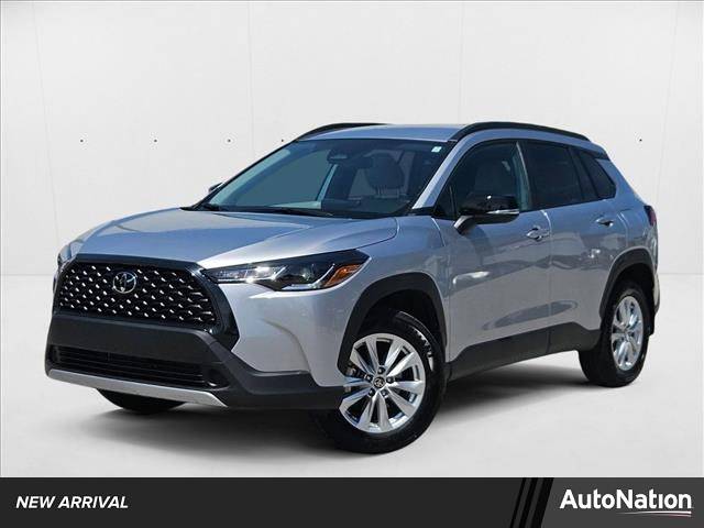 2025 Toyota Corolla Cross LE — SUV — 5,647 mi — Pinellas Park, FL