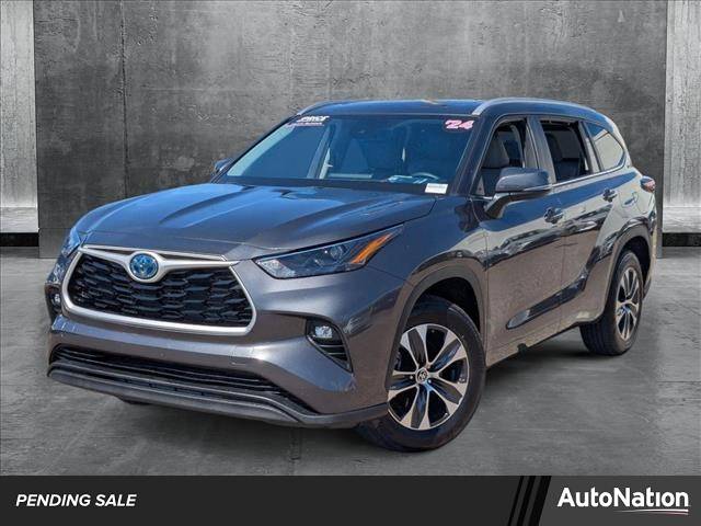 2024 Toyota Highlander Hybrid XLE — SUV — 4,633 mi — Pinellas Park, FL