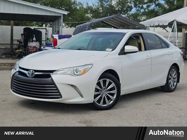 2016 Toyota Camry XLE — Sedan — 98,164 mi — Pinellas Park, FL