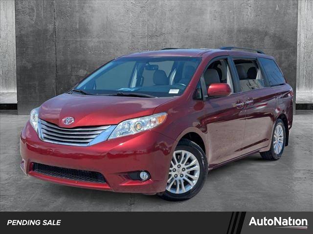 2015 Toyota Sienna XLE — Minivan — 81,288 mi — Pinellas Park, FL