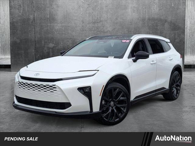 2025 Toyota Crown Signia Limited — SUV — 2,174 mi — Pinellas Park, FL