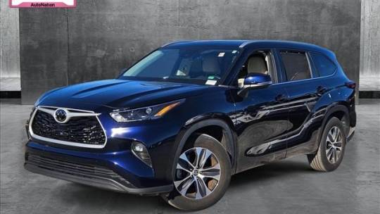 2023 Toyota Highlander XLE — SUV — 13,921 mi — Pinellas Park, FL
