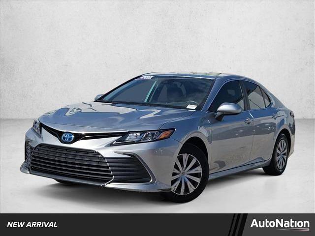 2022 Toyota Camry Hybrid LE — Sedan — 19,214 mi — Pinellas Park, FL