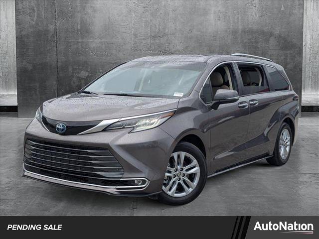 2023 Toyota Sienna Limited — Minivan — 50,748 mi — Pinellas Park, FL