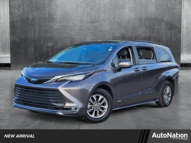 2021 Toyota Sienna XLE — Minivan — 54,910 mi — Pinellas Park, FL
