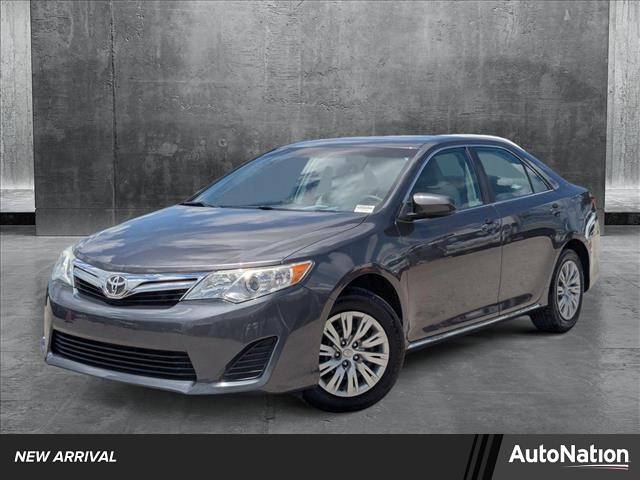 2014 Toyota Camry LE — Sedan — 30,965 mi — Pinellas Park, FL