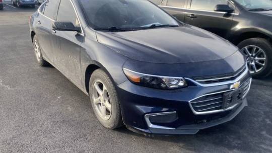 2017 Chevrolet Malibu LS — Sedan — 136,843 mi — Rochelle, IL