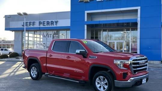 2019 GMC Sierra 1500 SLE — Pickup Truck — 101,924 mi — Rochelle, IL