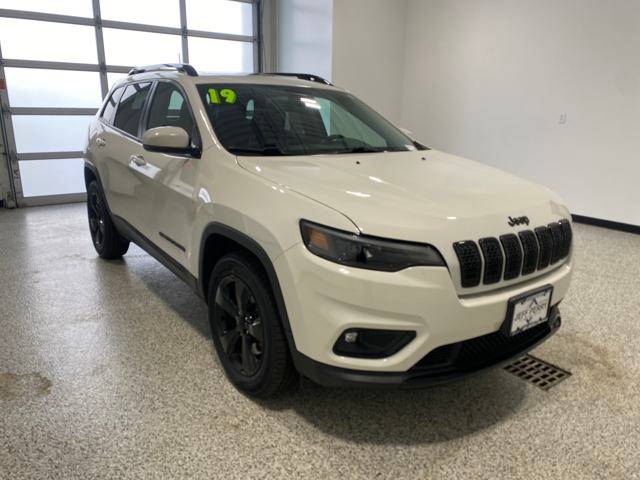 2019 Jeep Cherokee Altitude — SUV — 95,125 mi — Rochelle, IL