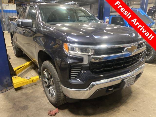 2023 Chevrolet Silverado 1500 LT — Pickup Truck — 17,972 mi — Rochelle, IL