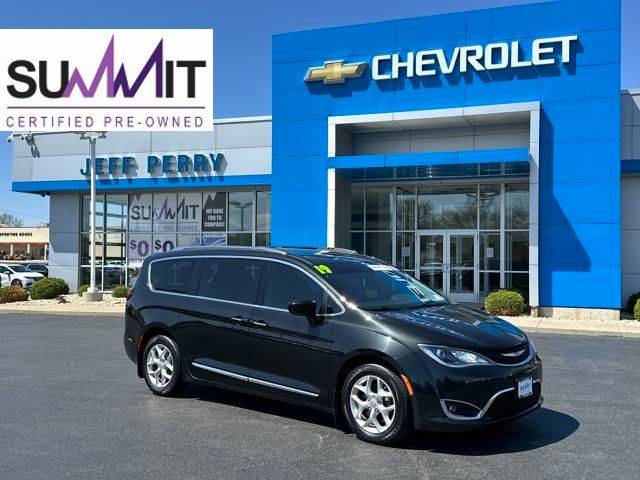 2019 Chrysler Pacifica Touring L Plus — Minivan — 92,621 mi — Rochelle, IL