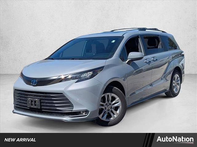 2022 Toyota Sienna XLE Woodland Edition — Minivan — 70,370 mi — Bradenton, FL