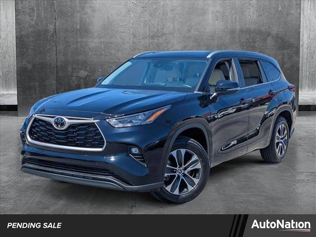 2023 Toyota Highlander XLE — SUV — 16,153 mi — Bradenton, FL