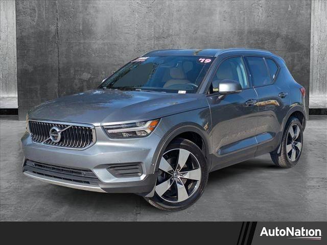 2019 Volvo XC40 Momentum — SUV — 50,796 mi — Sarasota, FL